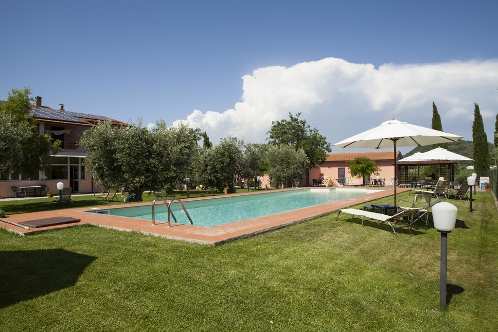 Agriturismo La Siesta Villa Marsiliana Kültér fotó